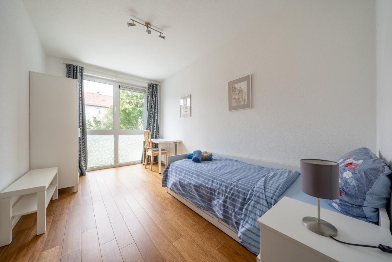 Private Rooms Hannover Buitenkant foto
