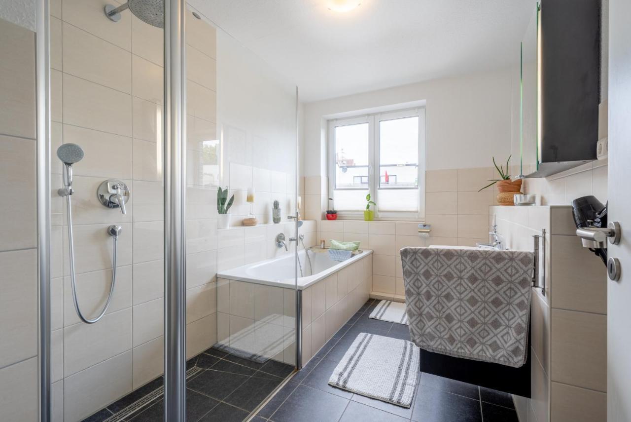 Private Rooms Hannover Buitenkant foto